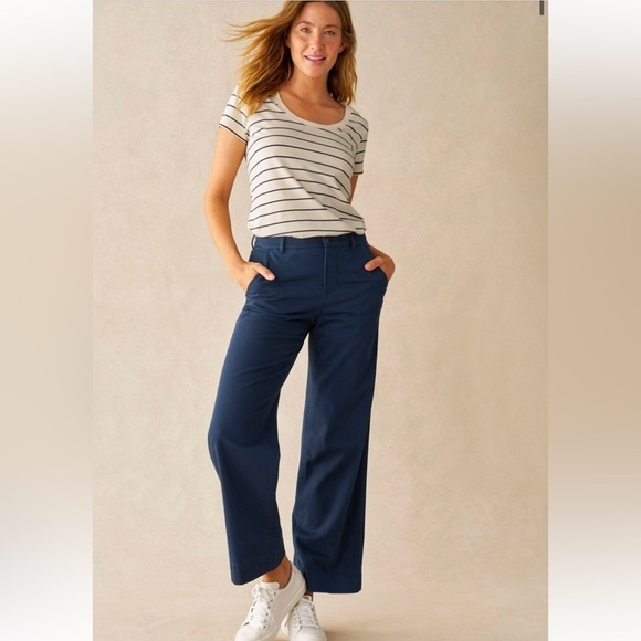 L.L. Bean Pants - LL Bean Women's Blue Comfort Stretch Pants Mid-Rise Wide-Leg Chino Size 6 Soft